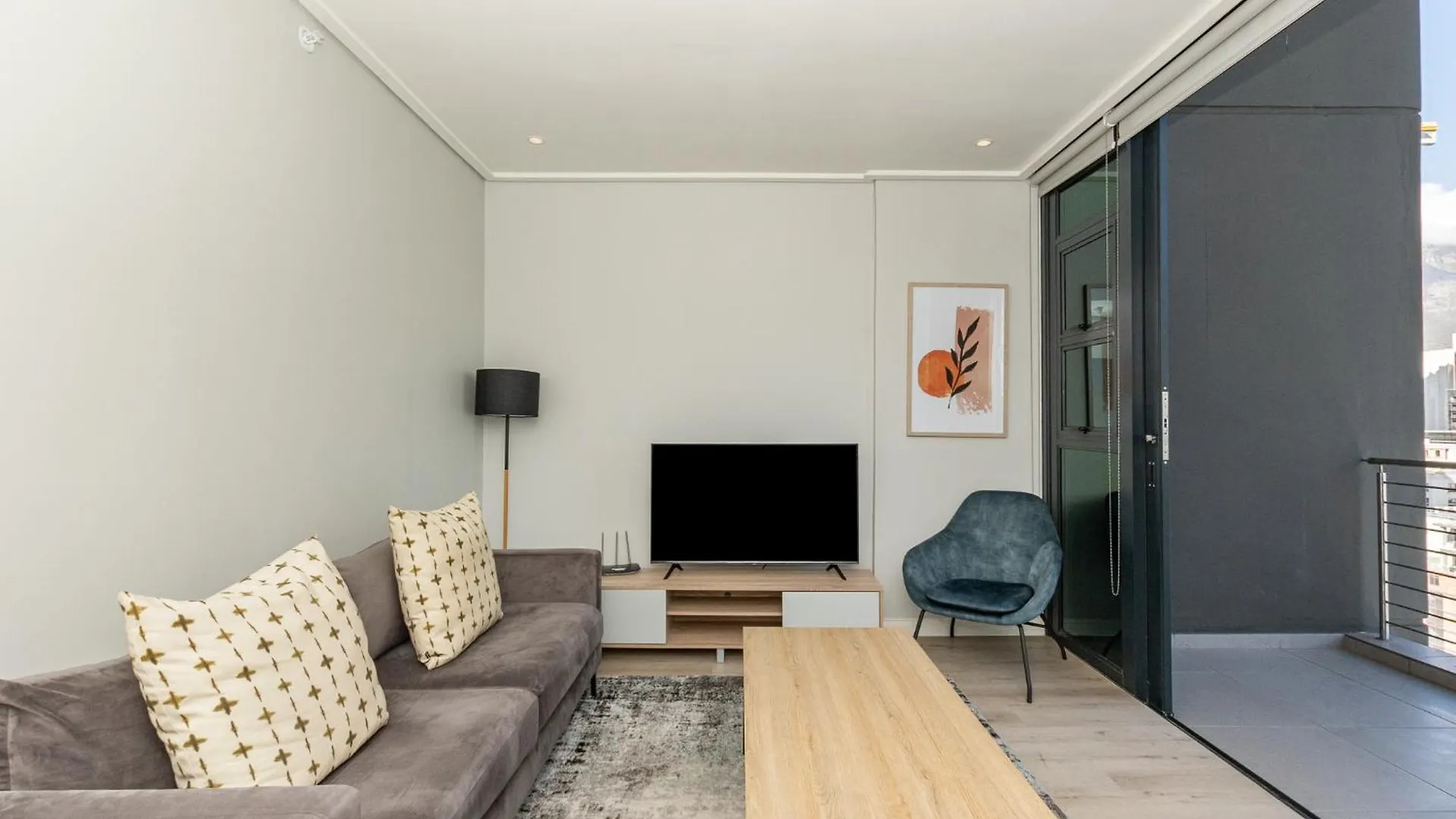 16 On Bree One Bedroom With Amazing Views Of Cape Town South Africa